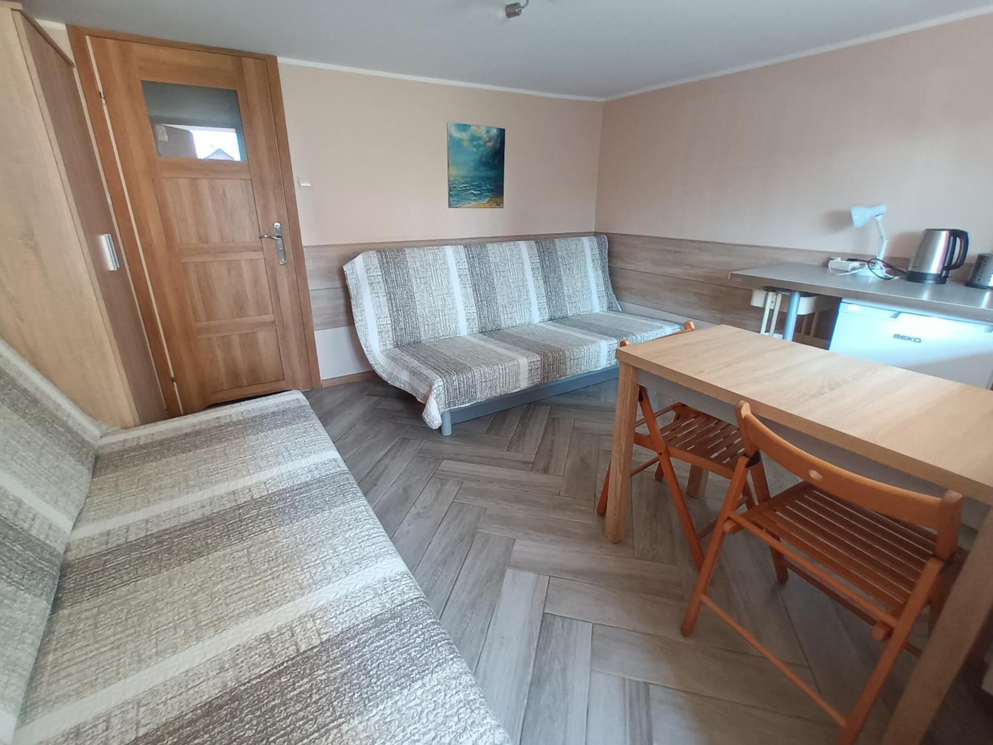 Apartamenty I Pokoje U Kryni Штутово Екстер'єр фото