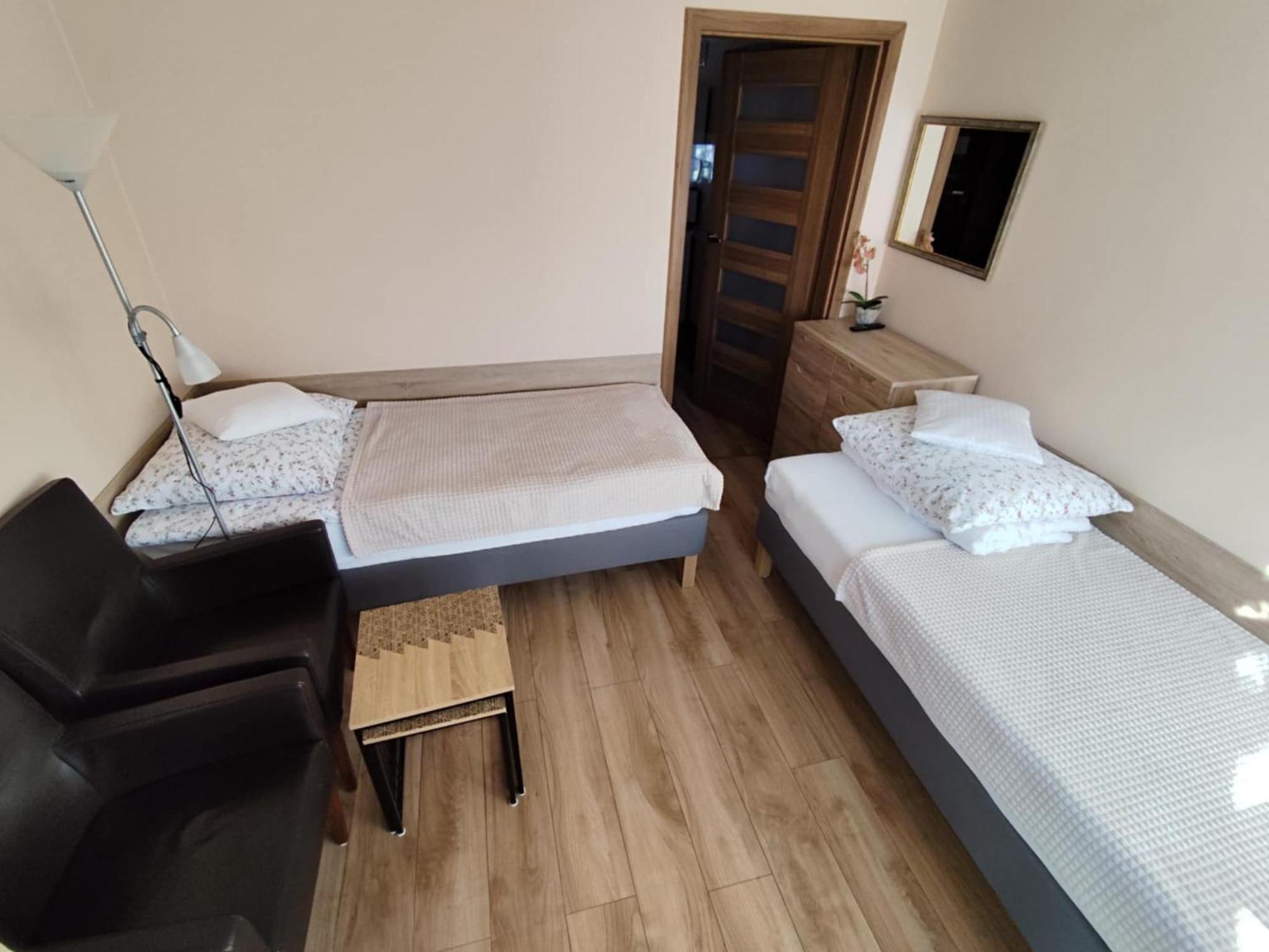 Apartamenty I Pokoje U Kryni Штутово Екстер'єр фото